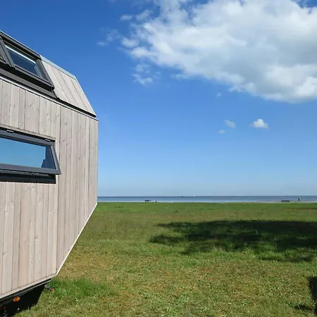Tiny House Pioneer 2 - Tiny Spot * Schillig