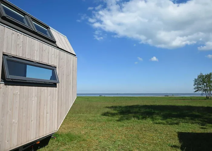 Tiny House Pioneer 2 - Tiny Spot * Schillig