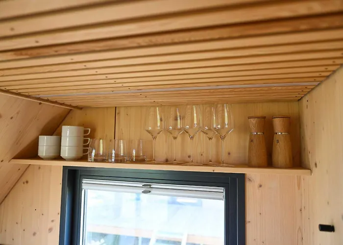 Tiny House Pioneer 2 - Tiny Spot