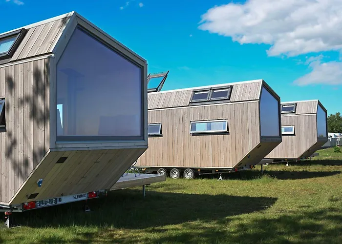 Tiny House Pioneer 2 - Tiny Spot